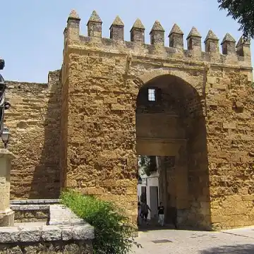 puerta de almodovar cordoba