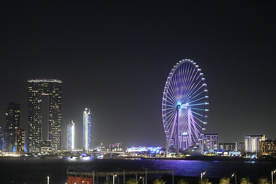 ain dubai night time light show of the ferris wheel located in dubai united arab emirates