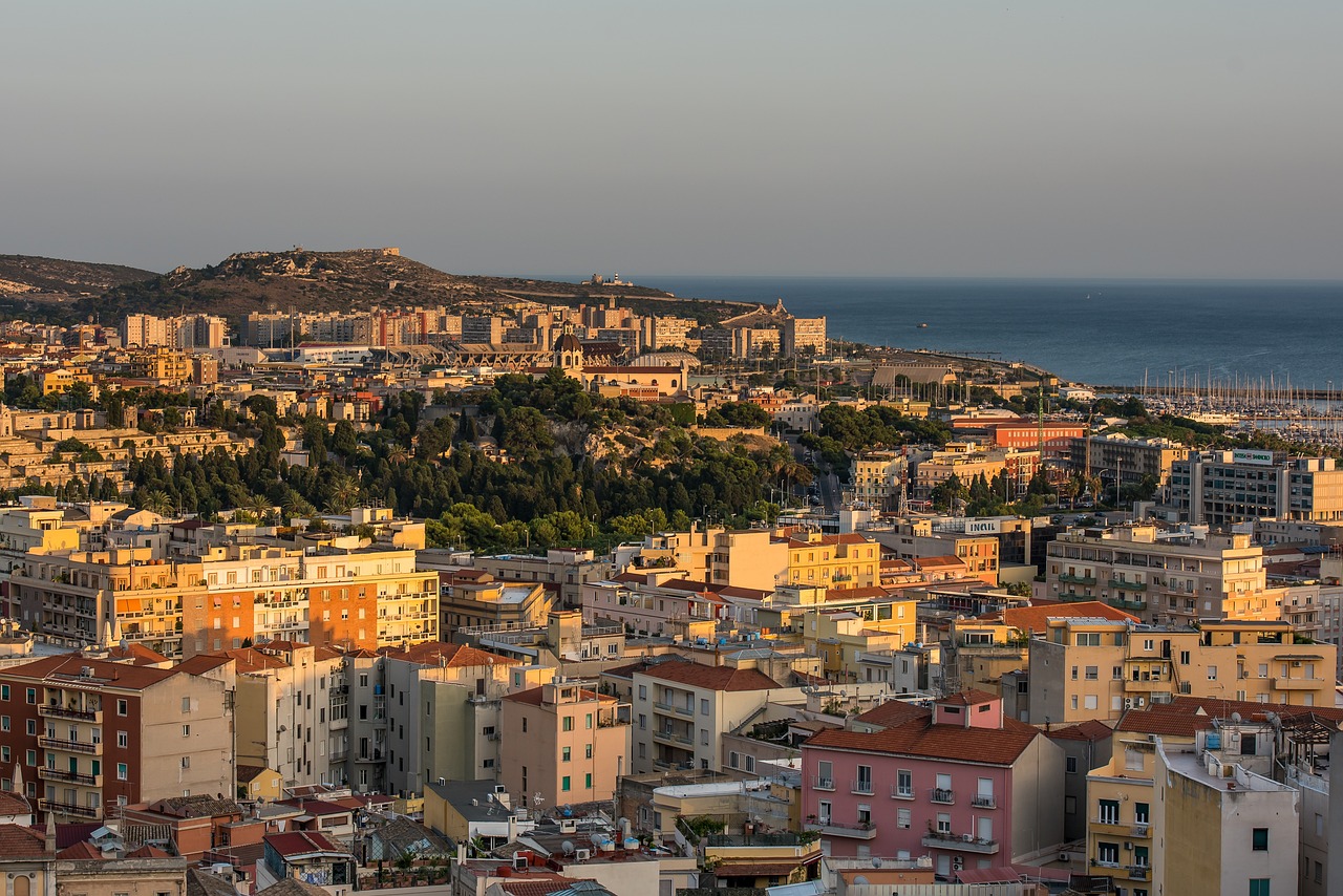 cagliari italia sardegna citta 3