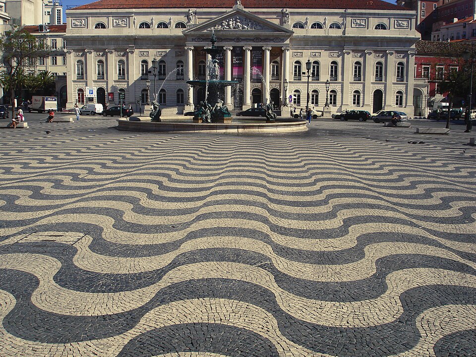 calcada da praca do rossio