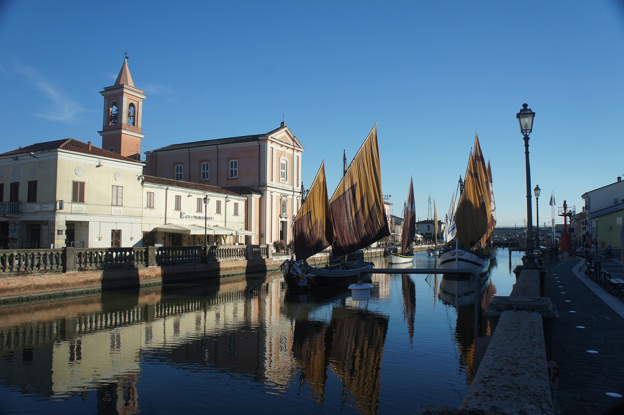 cesenatico italia porta vecchio 1