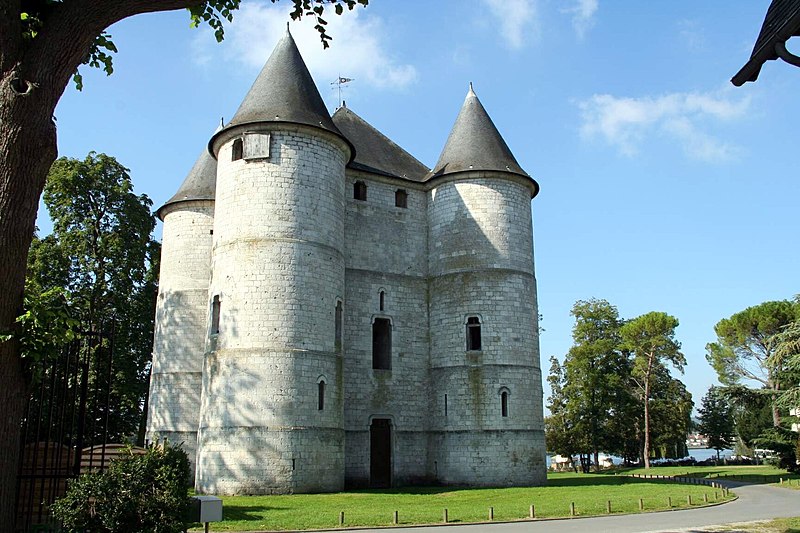 chateau des tourelles