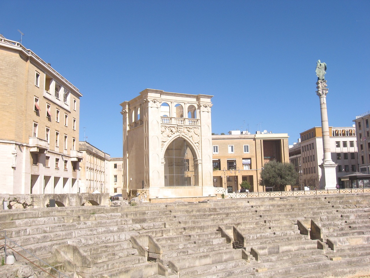 lecce anfiteatro sedile