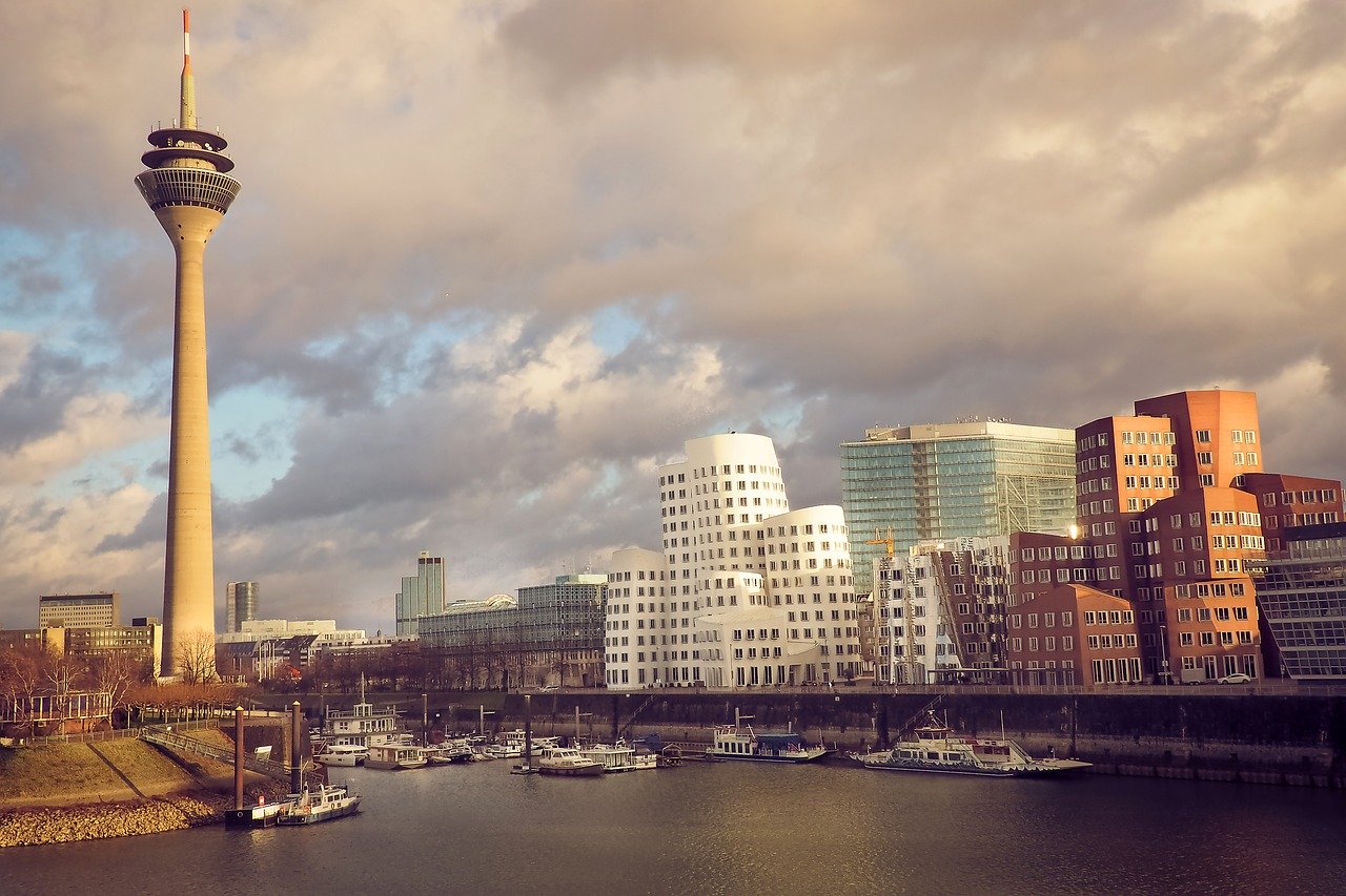 skyline dusseldorf
