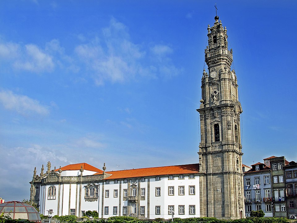 vitoria igreja e torre dos clerigos 1 cropped